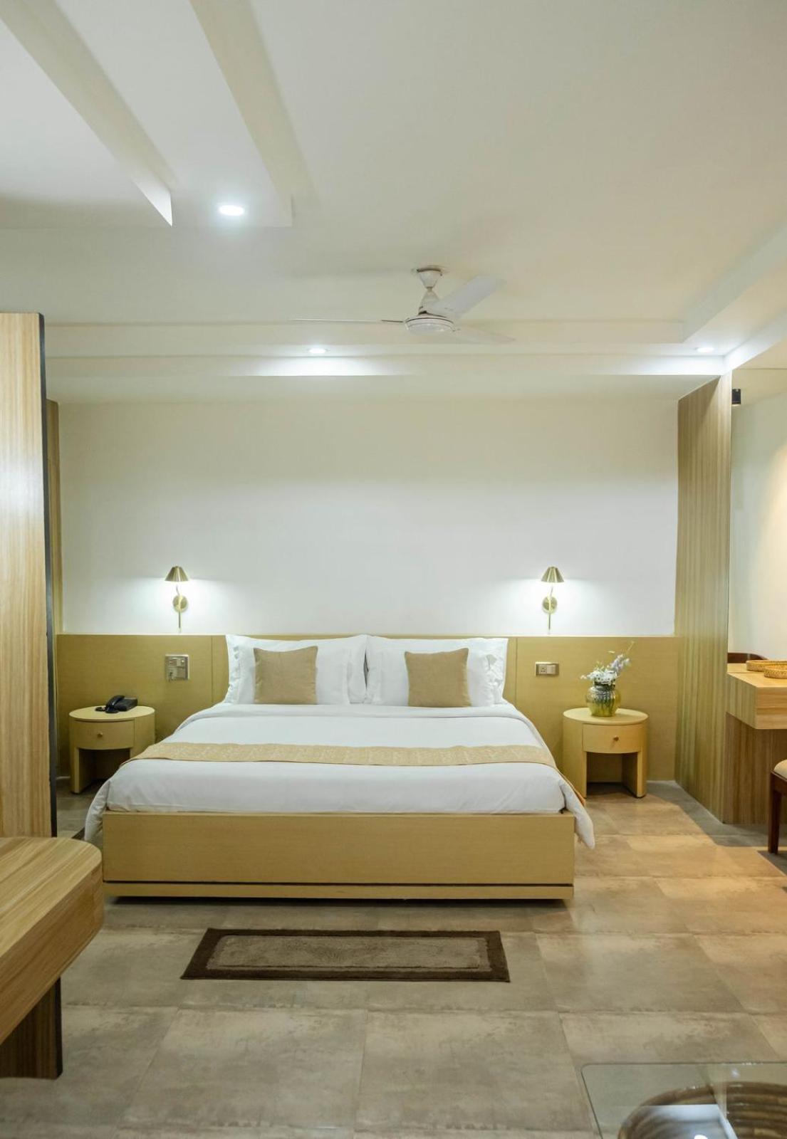 Dimāpur Hotel Lake Shilloi מראה חיצוני תמונה
