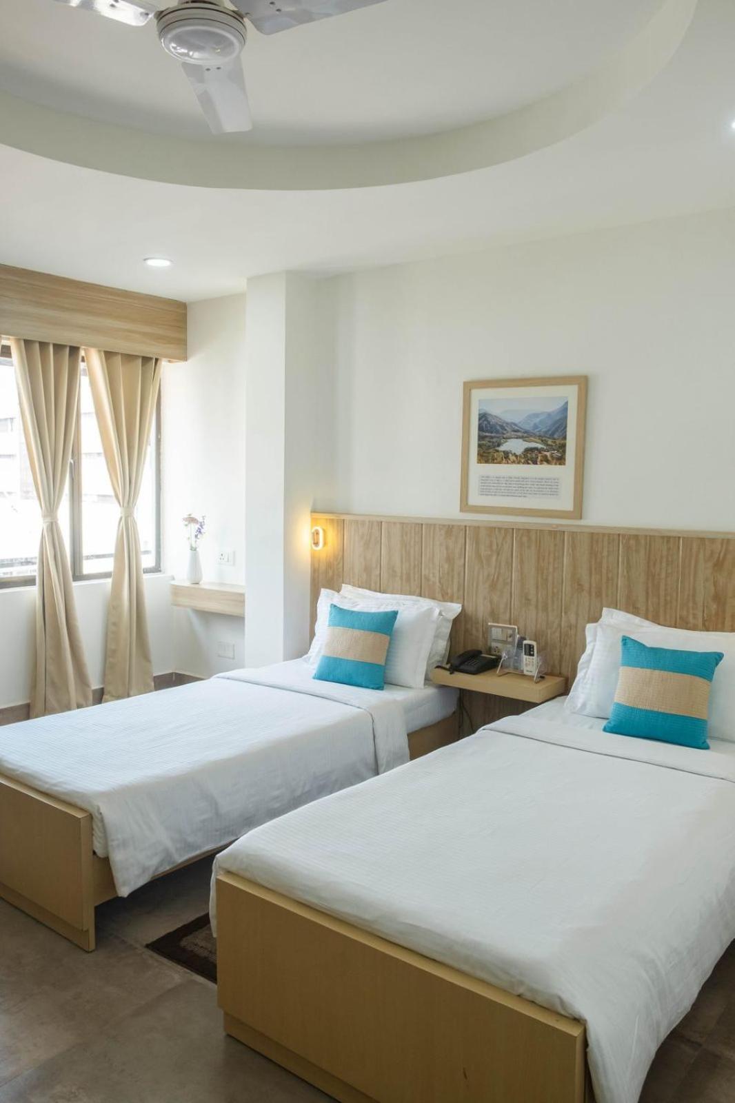Dimāpur Hotel Lake Shilloi מראה חיצוני תמונה